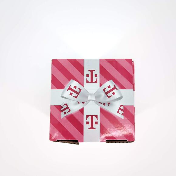 Set Of 2 T-Mobile Tuesdays Frosted Etched Holiday Collectible Glasses 16 oz NIB - Picture 11 of 14